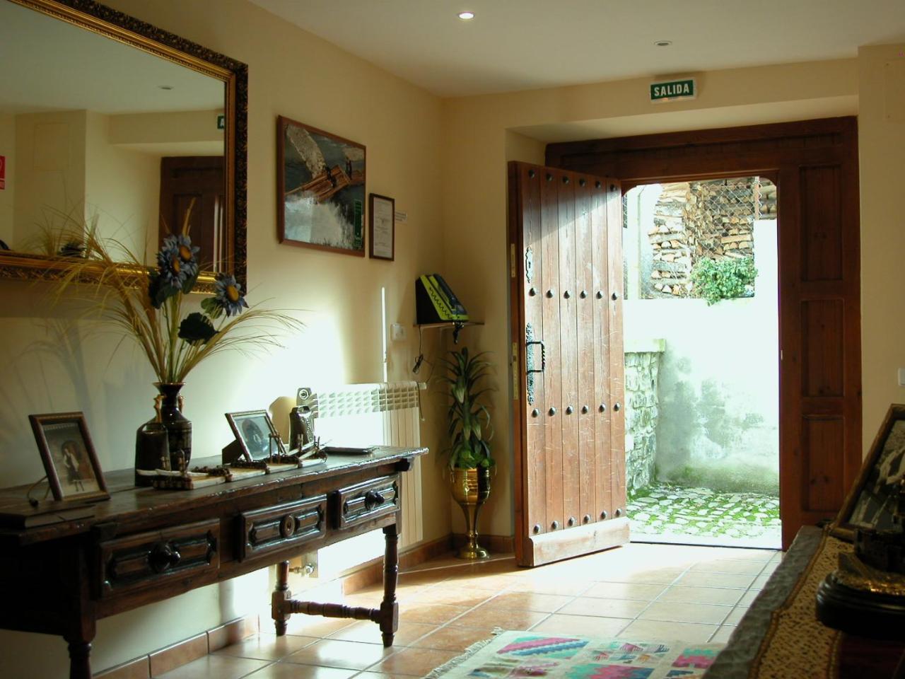 Casa Rural Ornat Etxea Vidangoz Экстерьер фото